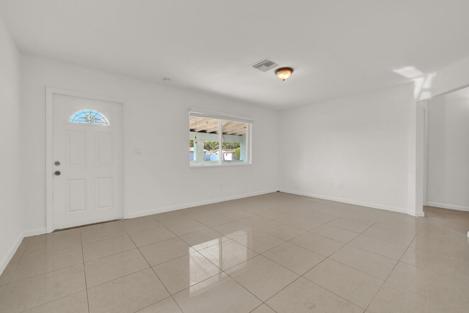 Living Roomge_7_mls