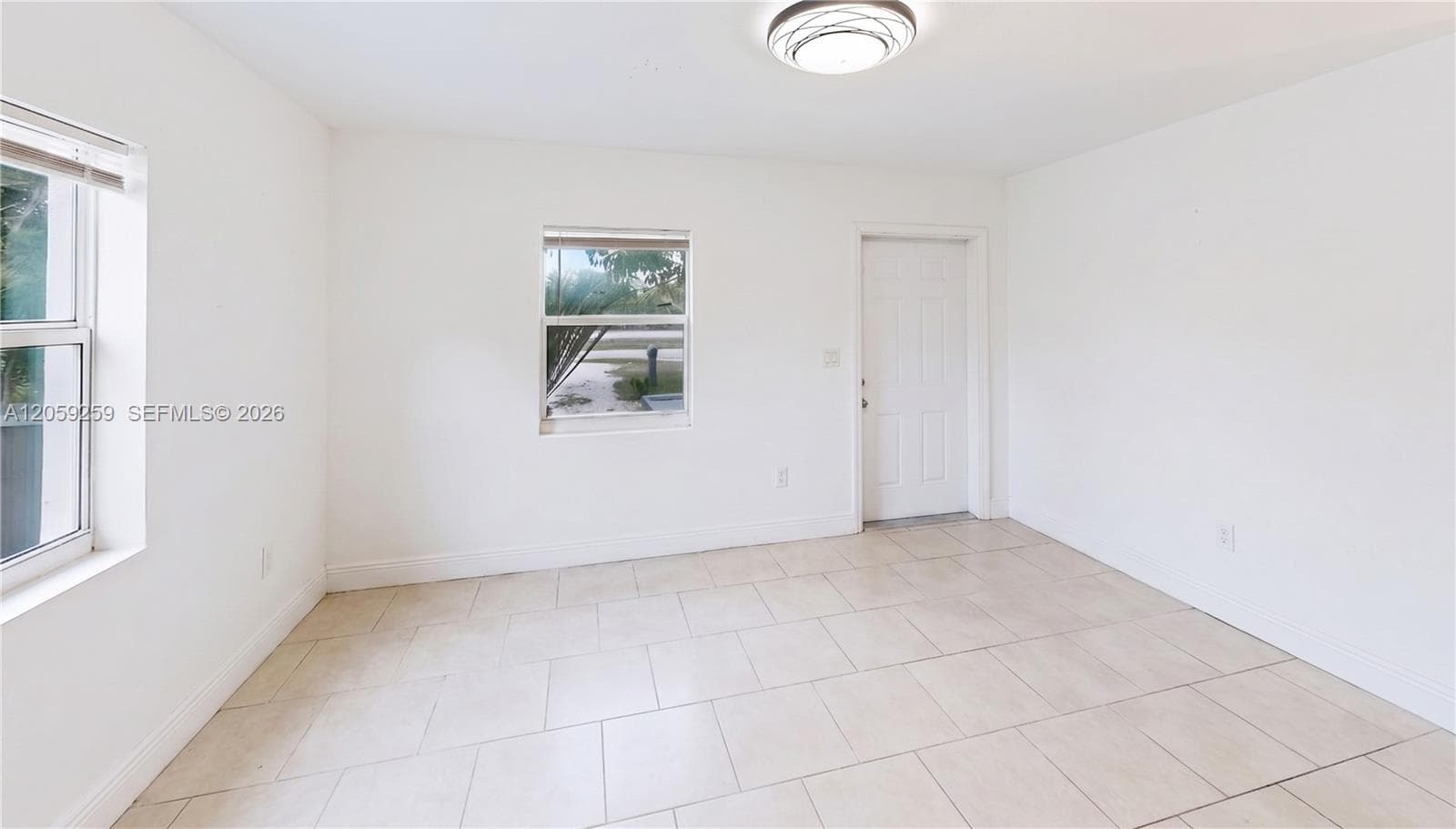 1238 Old Dixie Hwy photo 5