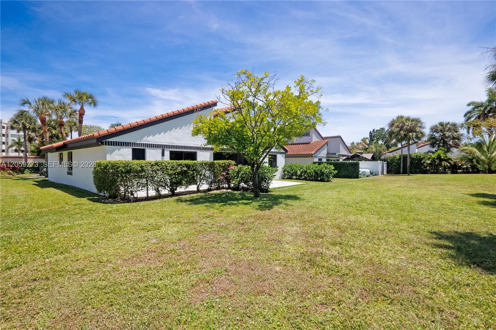 1543 SW 1st Ave photo 44