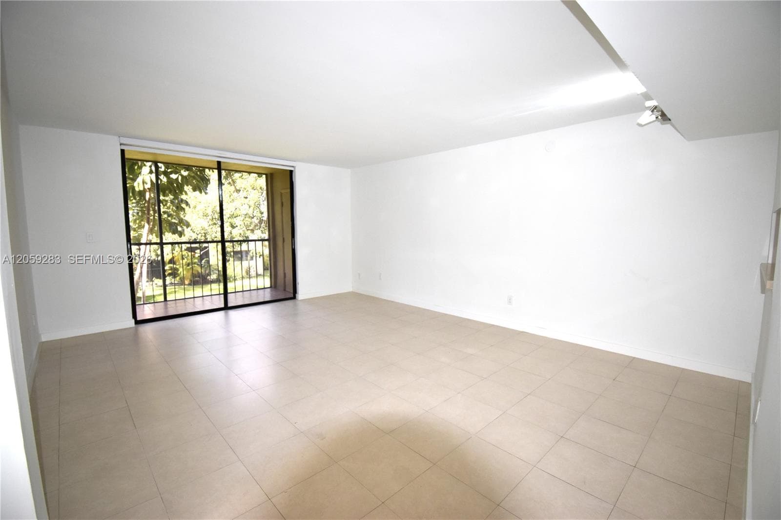 FOX CHASE · #213 in Miami - Photo 16