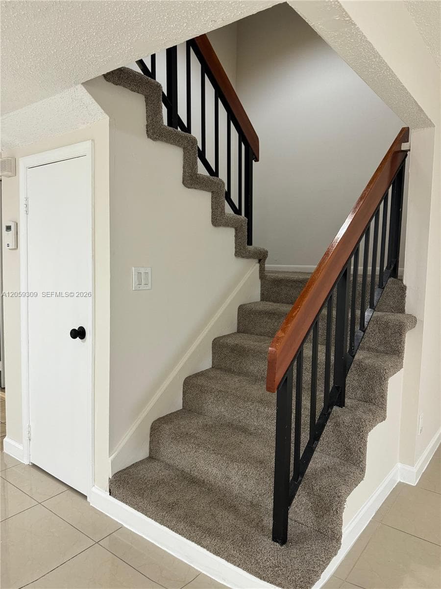 16498 NE 26th Ave #12 photo 4