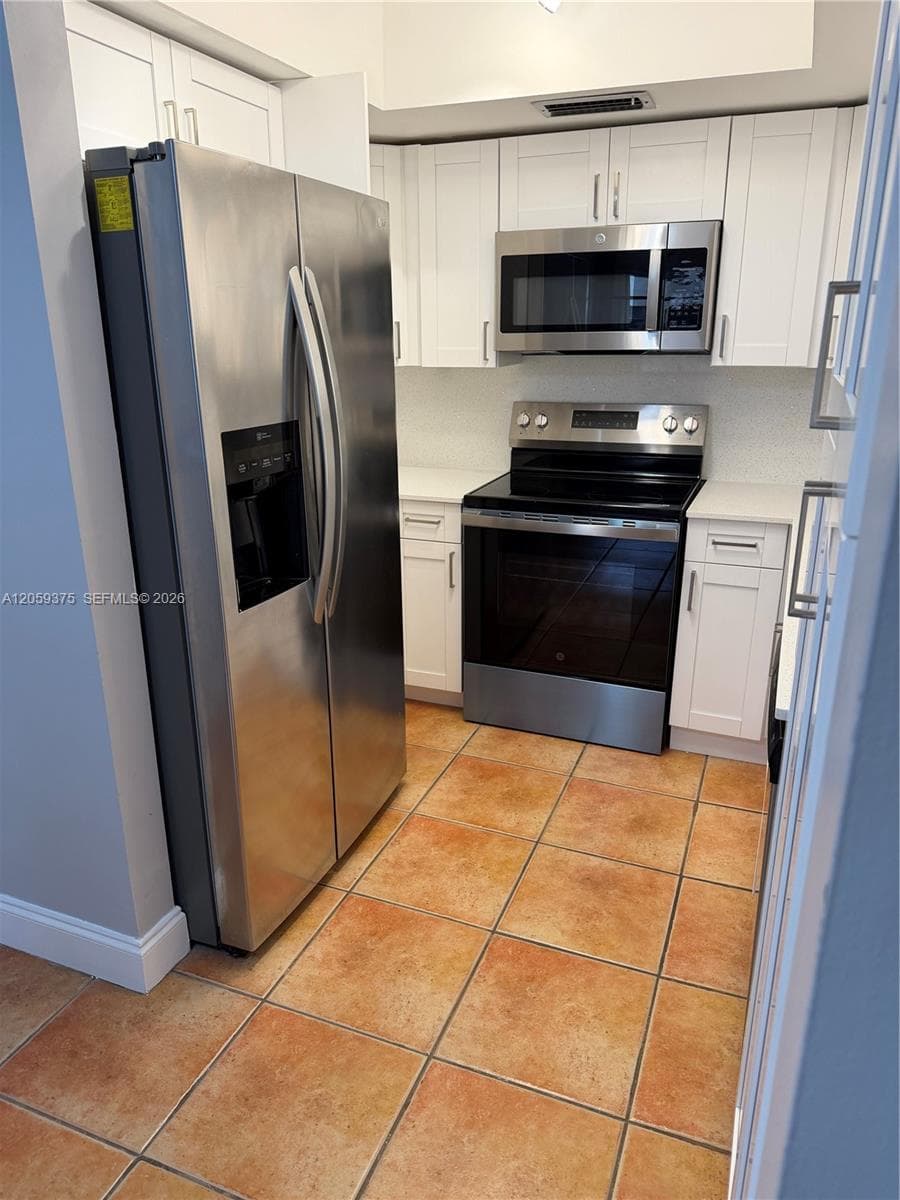 KENLAND BEND NORTH CONDO · #M-209 in Miami - Photo 2