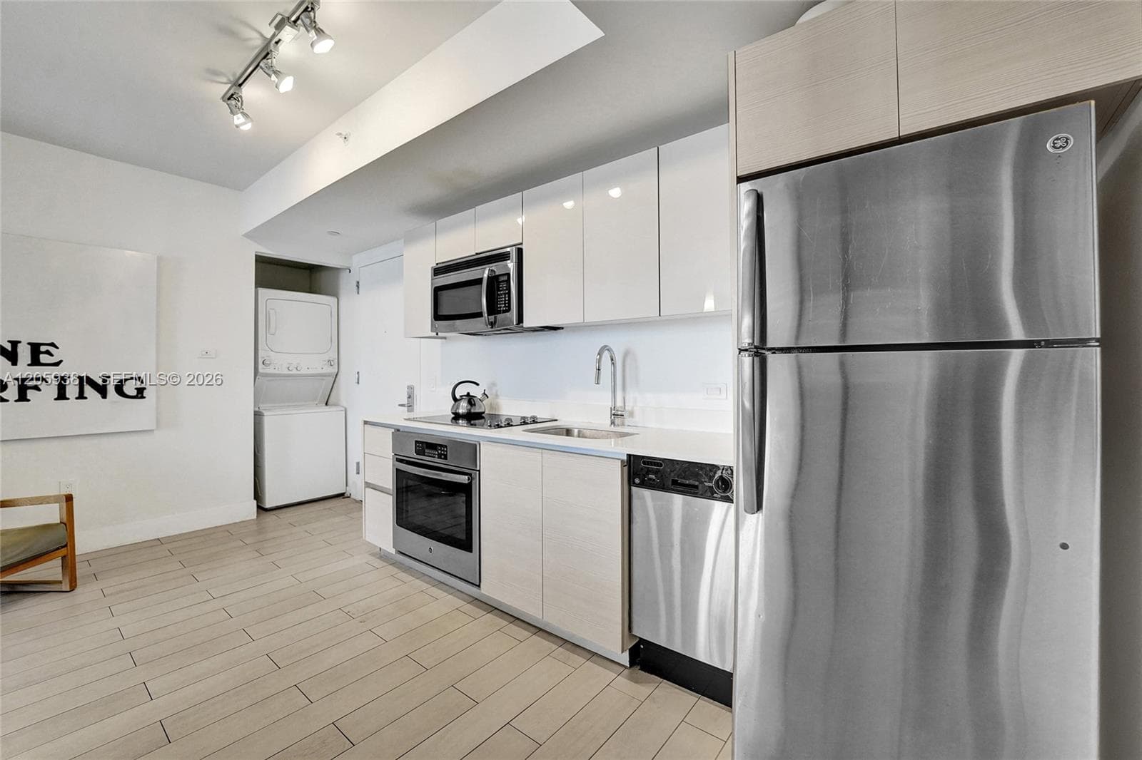 Beachwalk · #R906 in Hallandale Beach - Photo 14