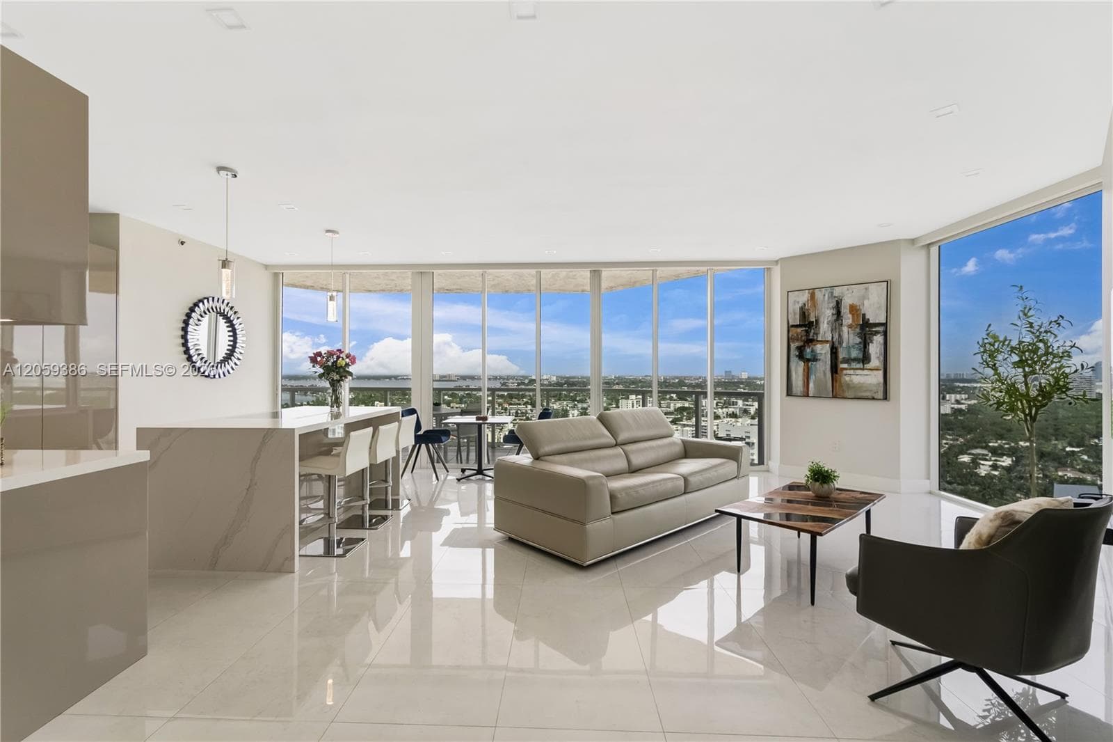 ST TROPEZ OCEAN CONDO · #2404 in Miami Beach - Photo 5
