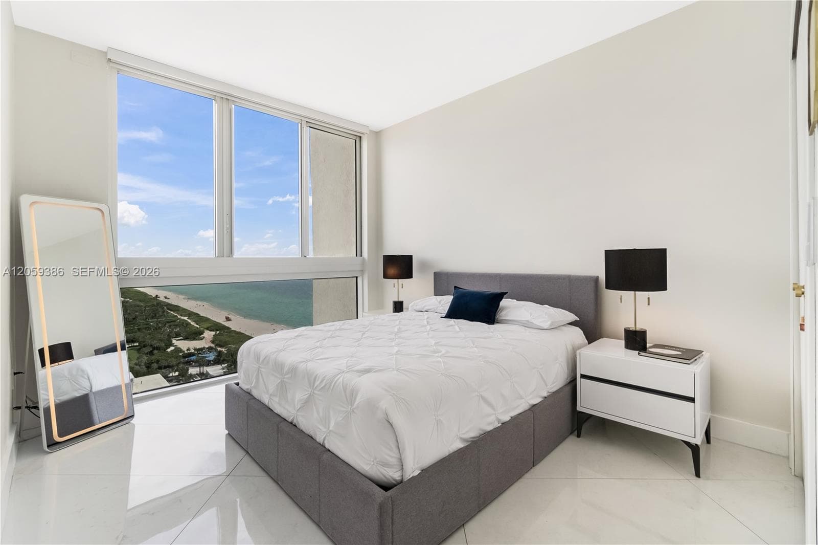 ST TROPEZ OCEAN CONDO · #2404 in Miami Beach - Photo 19