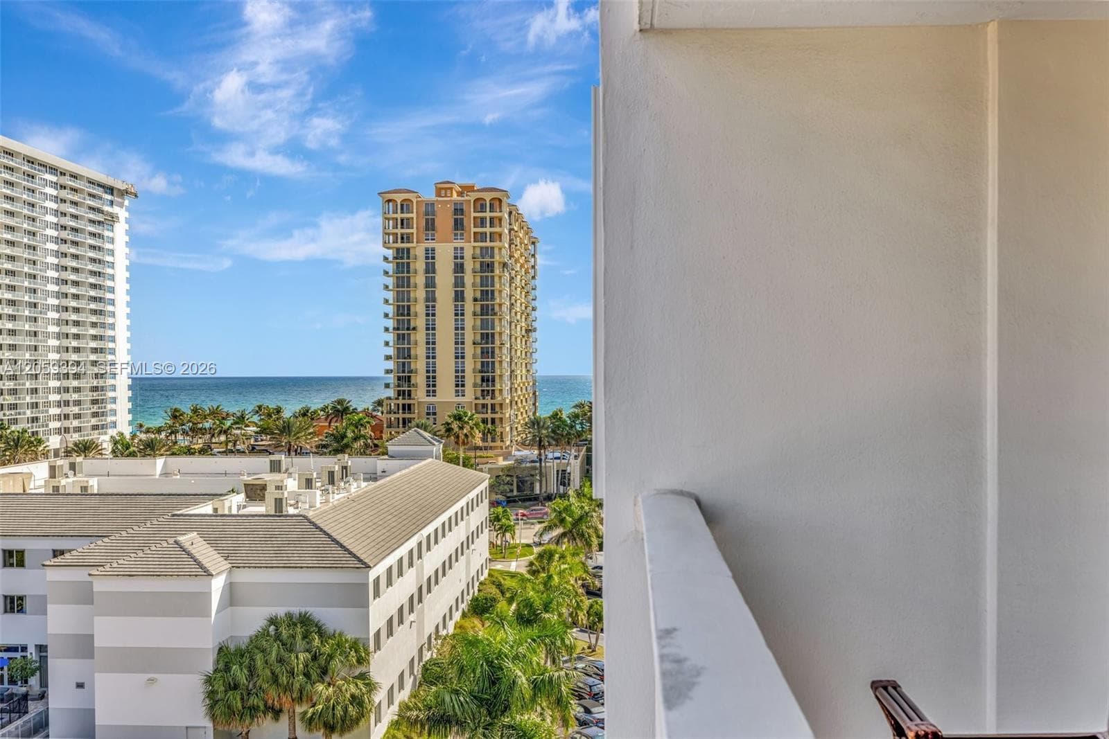ASHLEIGH HOUSE CONDO · #804 in Hallandale Beach - Photo 12