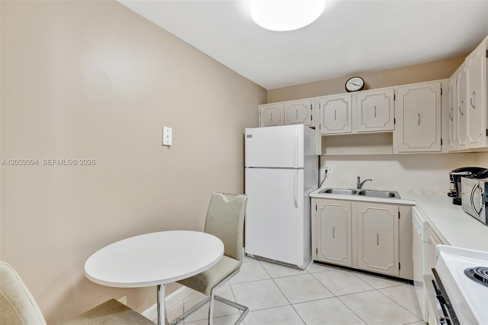 ASHLEIGH HOUSE CONDO · #804 in Hallandale Beach - Photo 18
