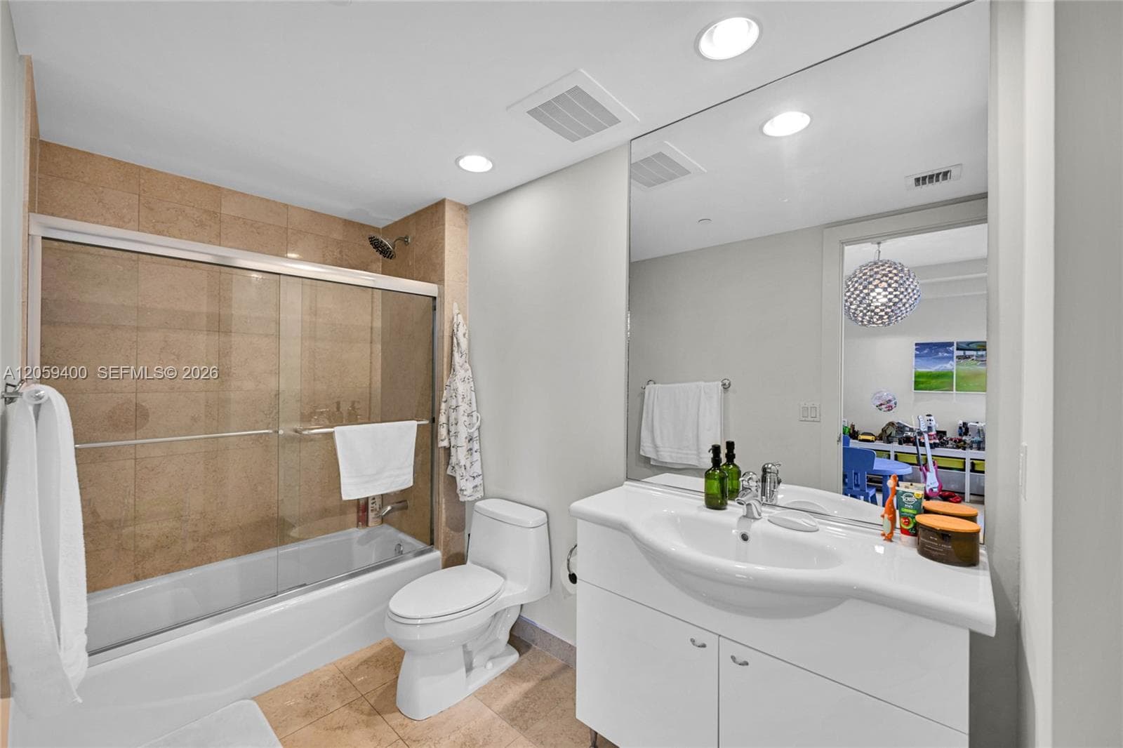 BEACH CLUB THREE CONDO · #4304 in Hallandale Beach - Photo 18