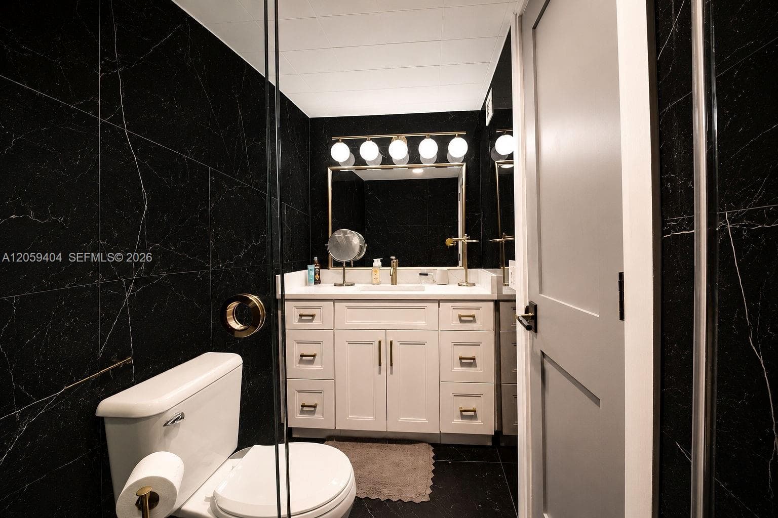 IMPERIAL TOWERS CONDO · #215 in Hallandale Beach - Photo 26