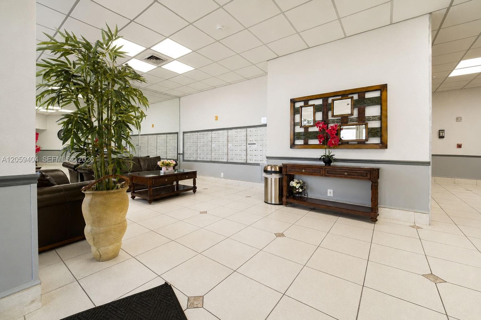 IMPERIAL TOWERS CONDO · #215 in Hallandale Beach - Photo 30