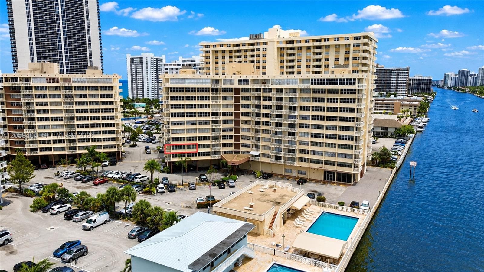 IMPERIAL TOWERS CONDO · #215 in Hallandale Beach - Photo 34