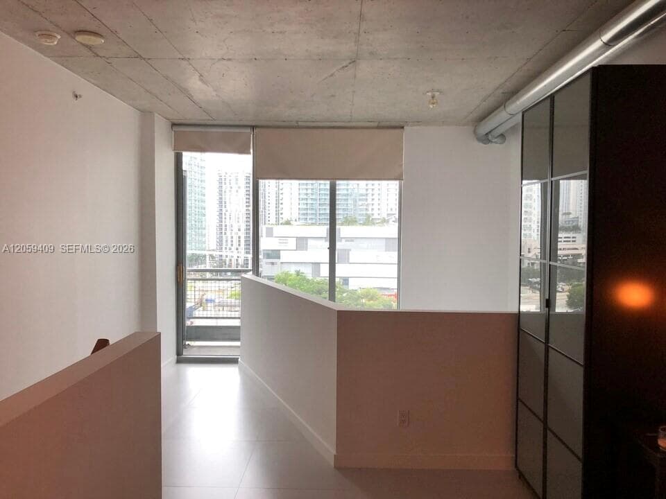 NEO VERTIKA CONDO · #1220 in Miami - Photo 7