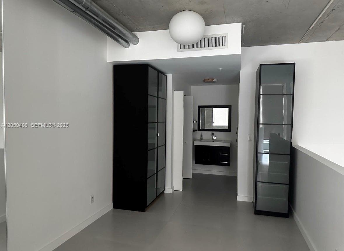 NEO VERTIKA CONDO · #1220 in Miami - Photo 4