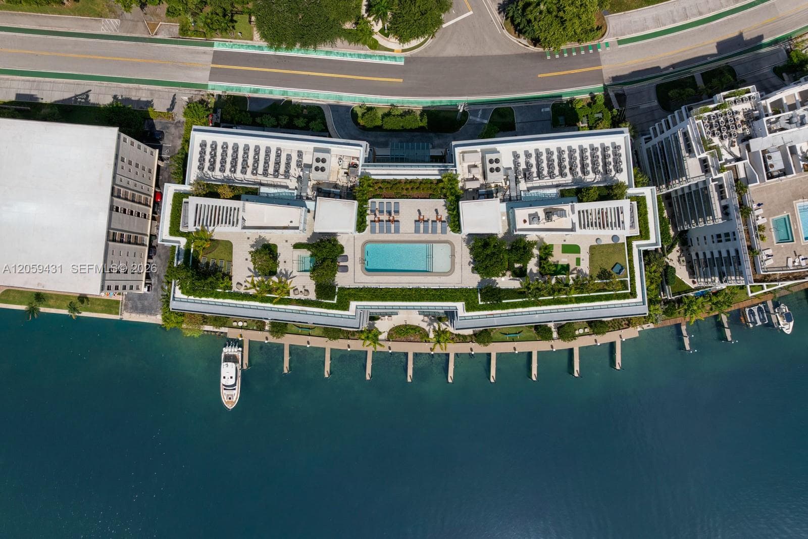 LA BAIA BAY HARBOR ISLAND · #212 in Bay Harbor Islands - Photo 38