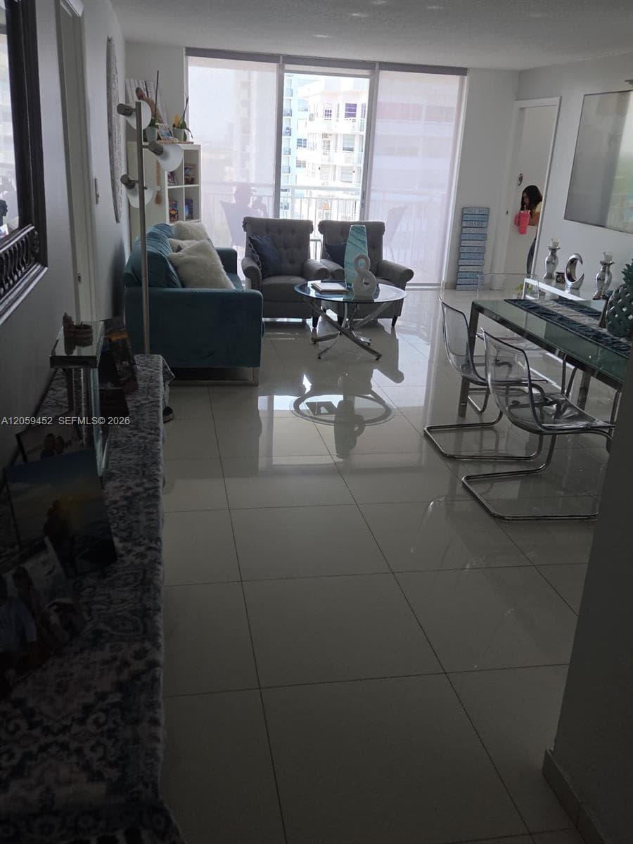 DEL PRADO MARINA · #1902 in Aventura - Photo 1