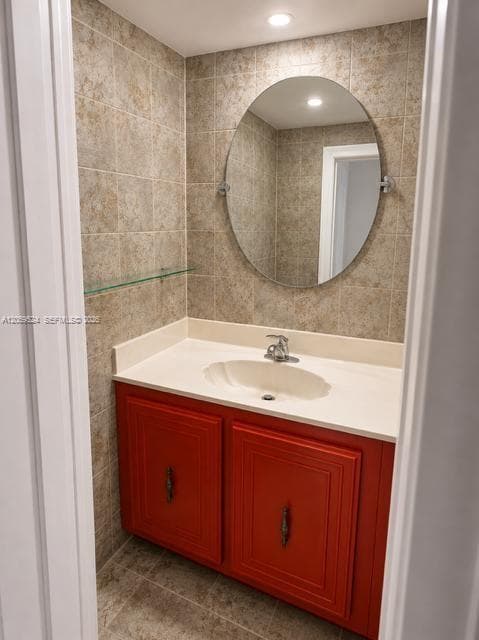 OCEANVIEW PARK CONDO · #716 in Hallandale Beach - Photo 16