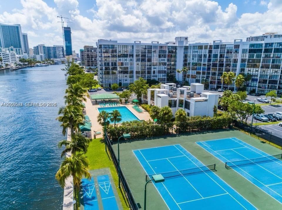 OCEANVIEW PARK CONDO · #716 in Hallandale Beach - Photo 28