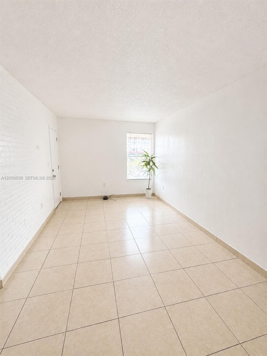 CHAMBERS LAND COMPANY SUB · #A24 in Hialeah - Photo 2