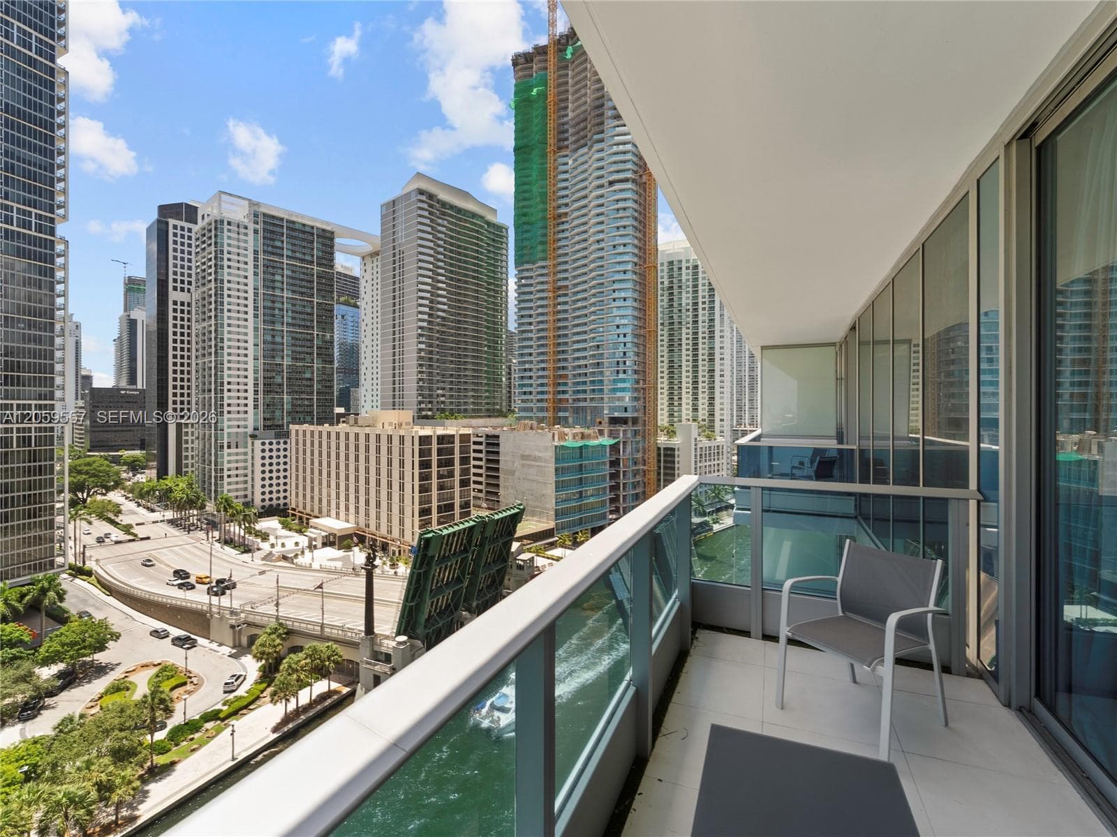 Epic · #1407 in Miami - Photo 9