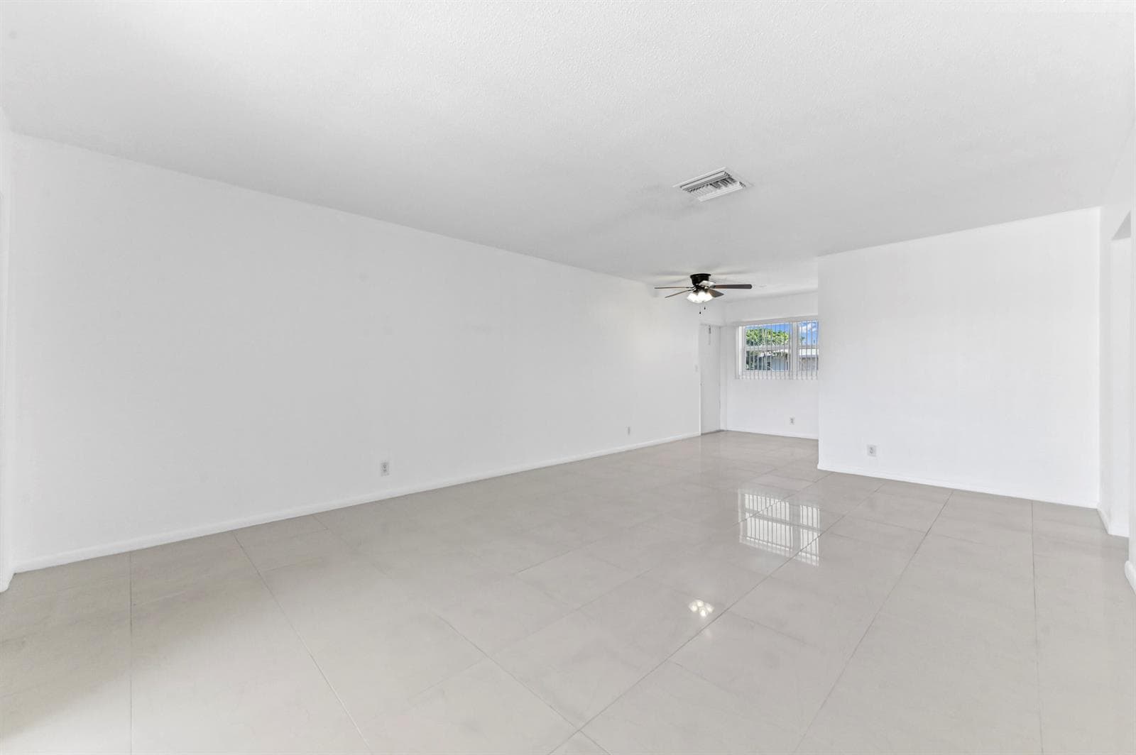 09 Living room 04