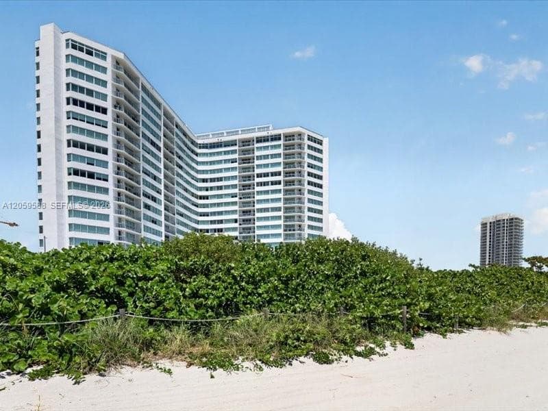 BURLEIGH HOUSE · #331 in Miami Beach - Photo 2