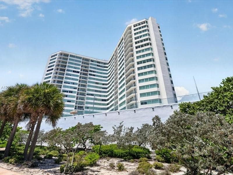 BURLEIGH HOUSE · #331 in Miami Beach - Photo 91
