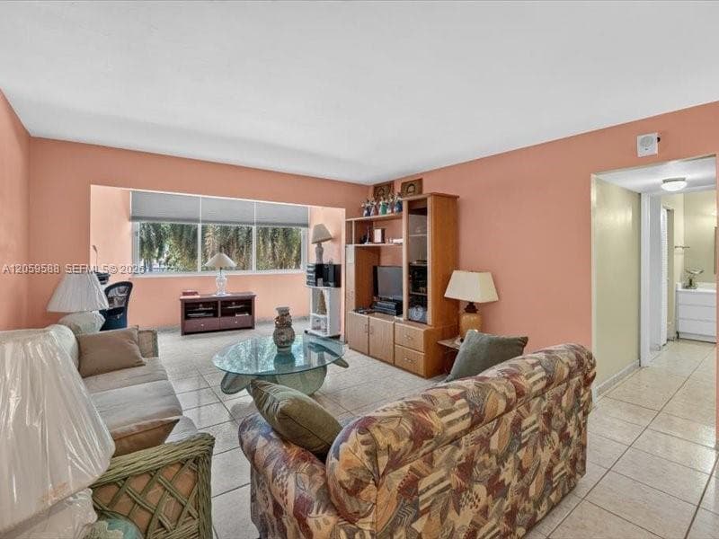 BURLEIGH HOUSE · #331 in Miami Beach - Photo 22
