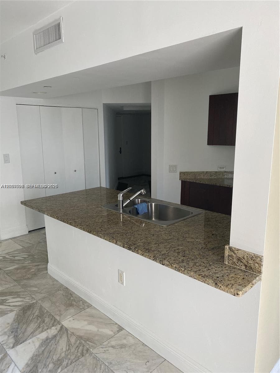 TURNBERRY VILLAGE · #310 in Aventura - Photo 5