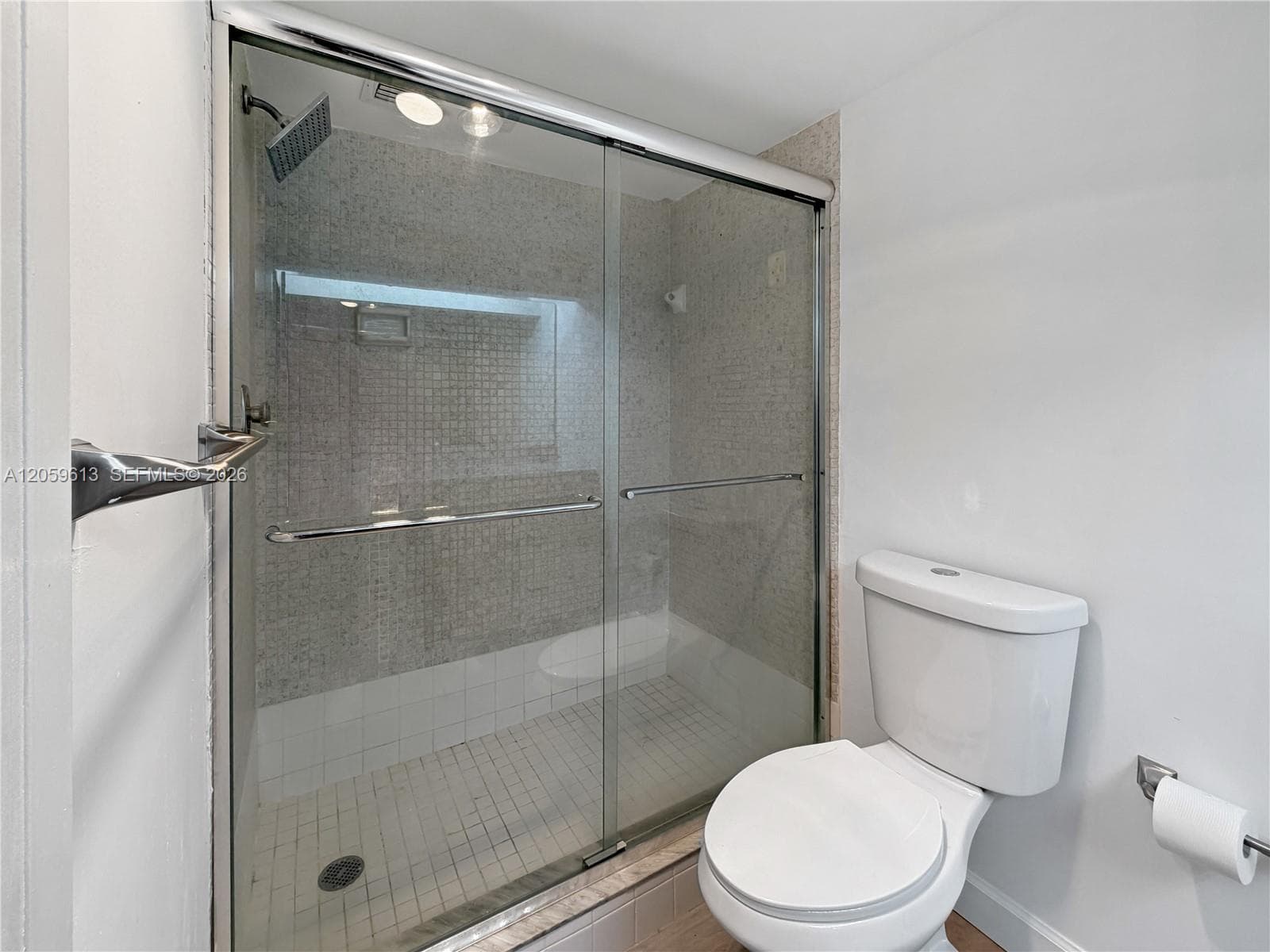 EAST POINT TOWERS CONDO · #1222 in Fort Lauderdale - Photo 17