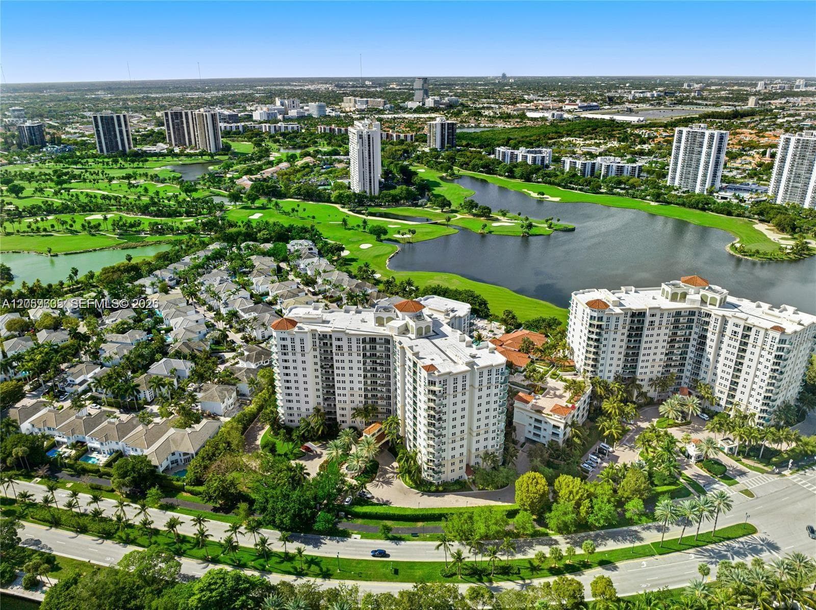 TURNBERRY VILLAGE SO TOWE · #310 in Aventura - Photo 17