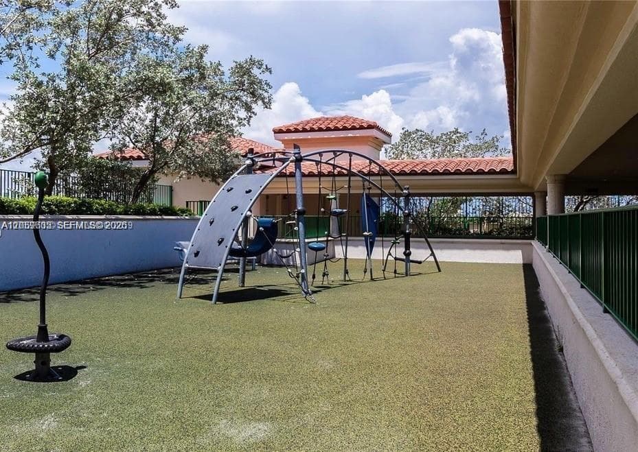 TURNBERRY VILLAGE SO TOWE · #310 in Aventura - Photo 12