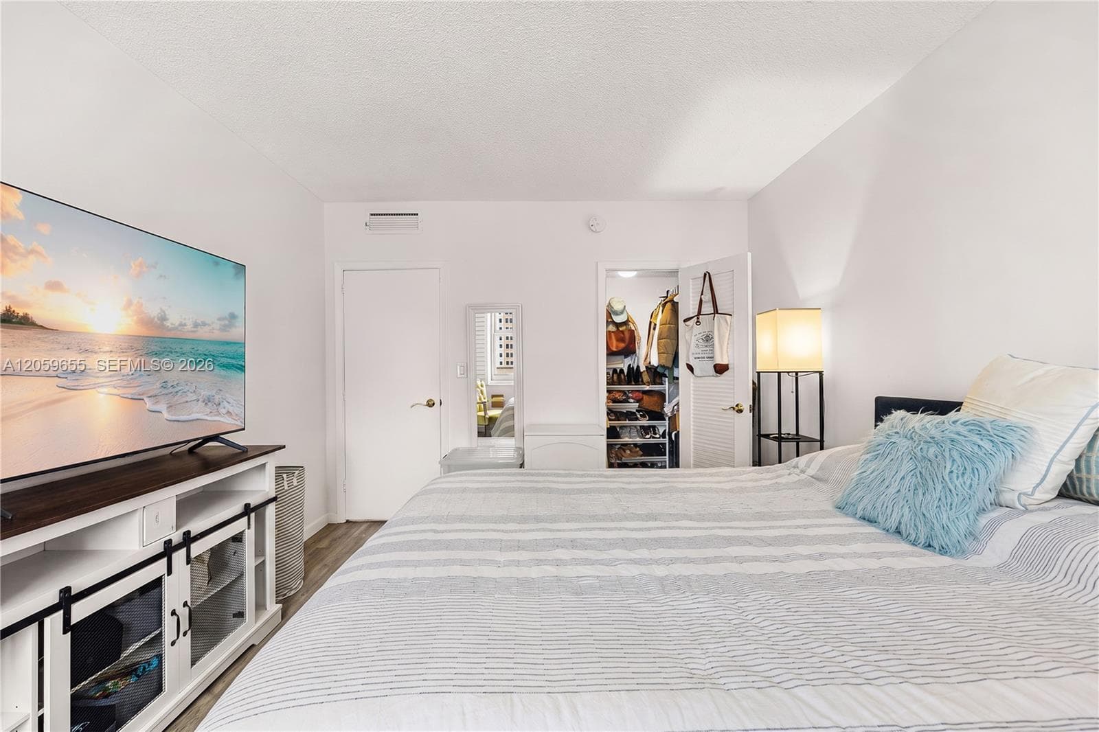 THE HEMISPHERES · #5F in Hallandale Beach - Photo 16