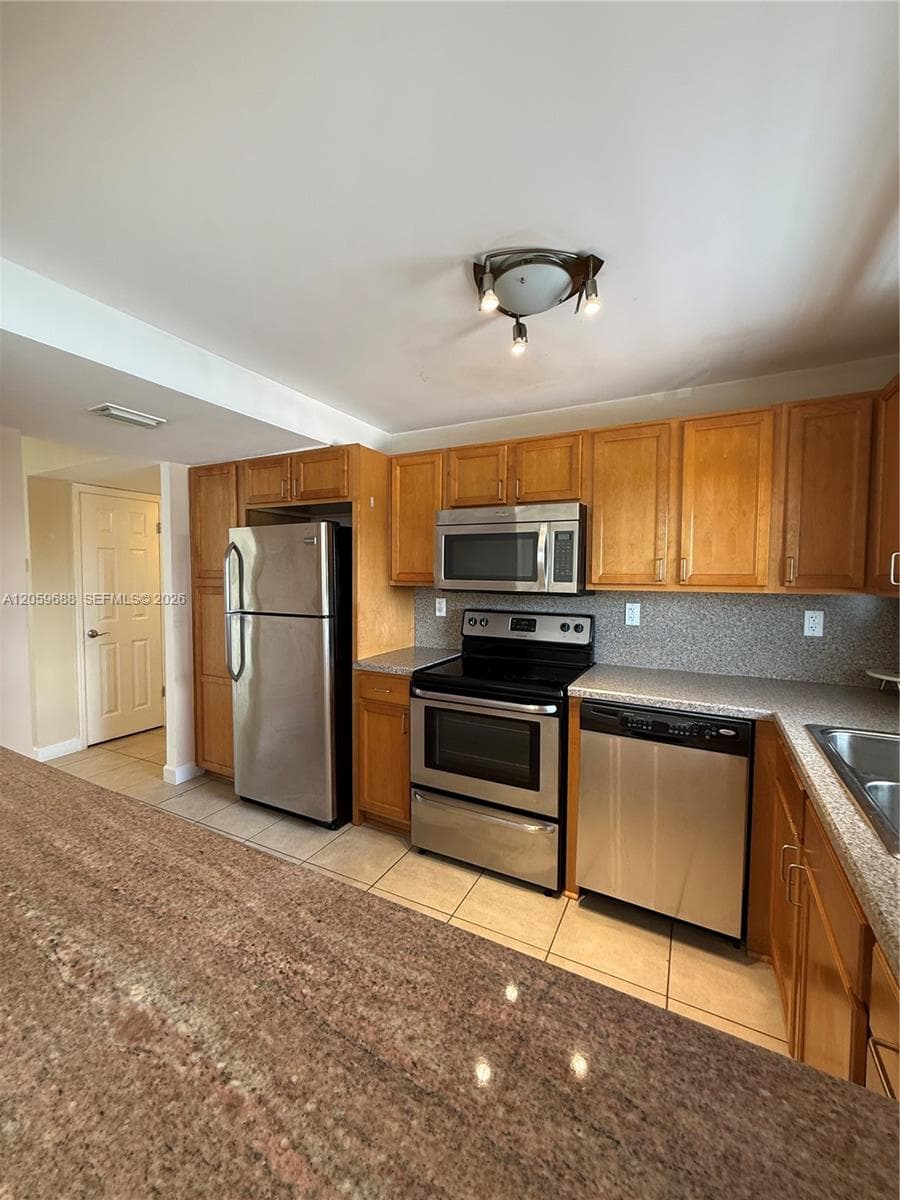 GOLDEN SURF TOWERS CONDO · #512 in Hallandale Beach - Photo 12