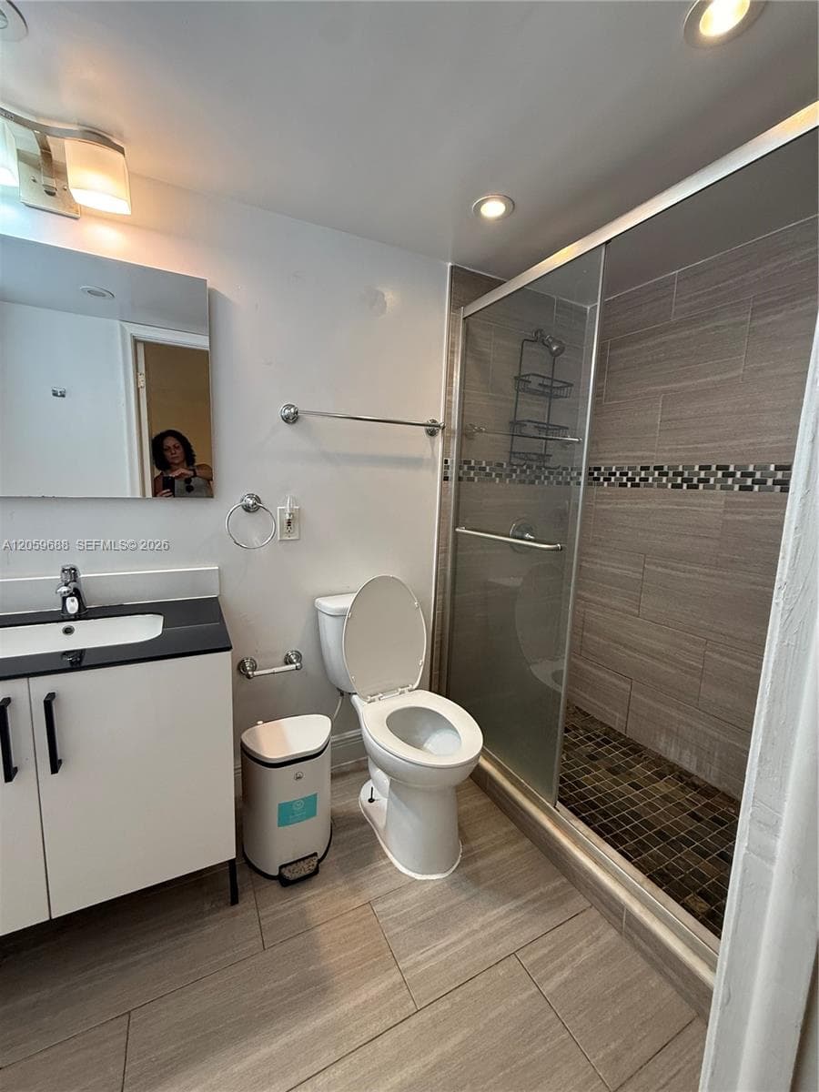 GOLDEN SURF TOWERS CONDO · #512 in Hallandale Beach - Photo 15