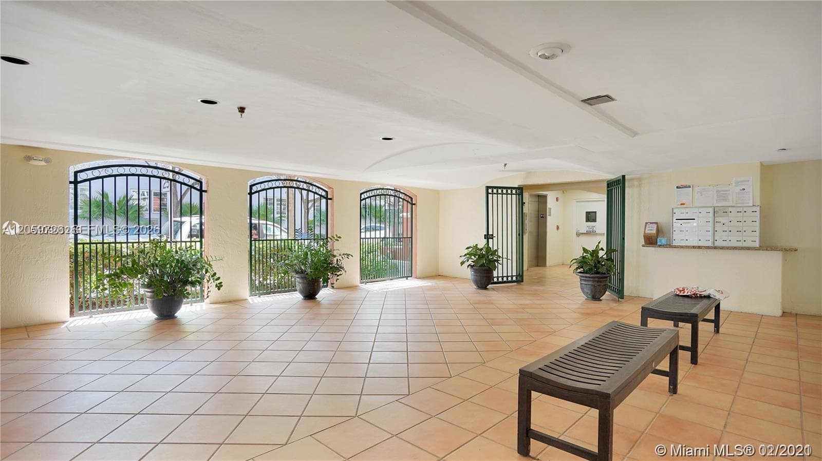 ARMITAGE PLACE NO 3 CONDO · #209 in Miami Beach - Photo 6