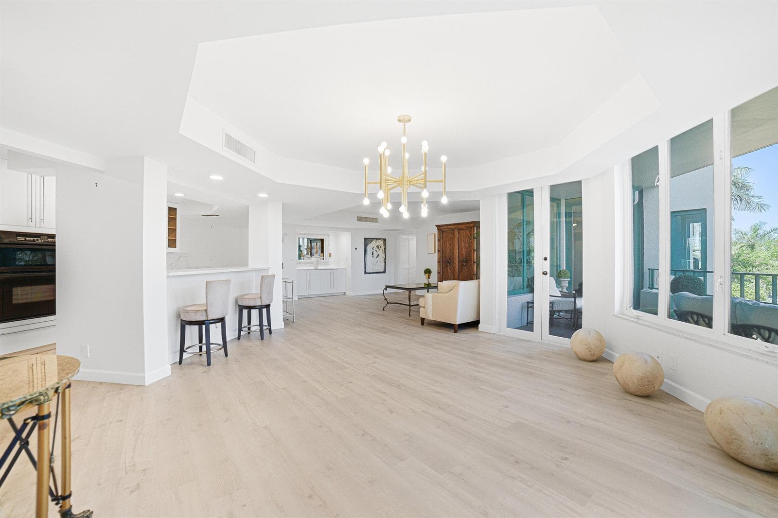 Dining Area-Livingroom