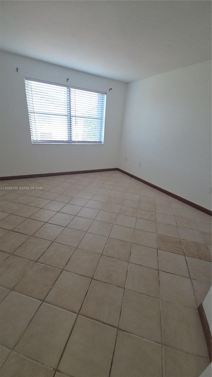 BLEAU FONTAINE CONDO #ONE · #202 in Miami - Photo 23