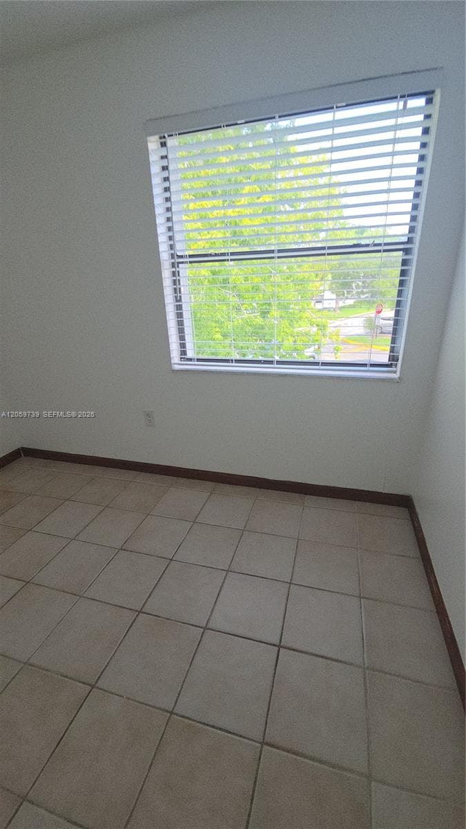 BLEAU FONTAINE CONDO #ONE · #202 in Miami - Photo 33