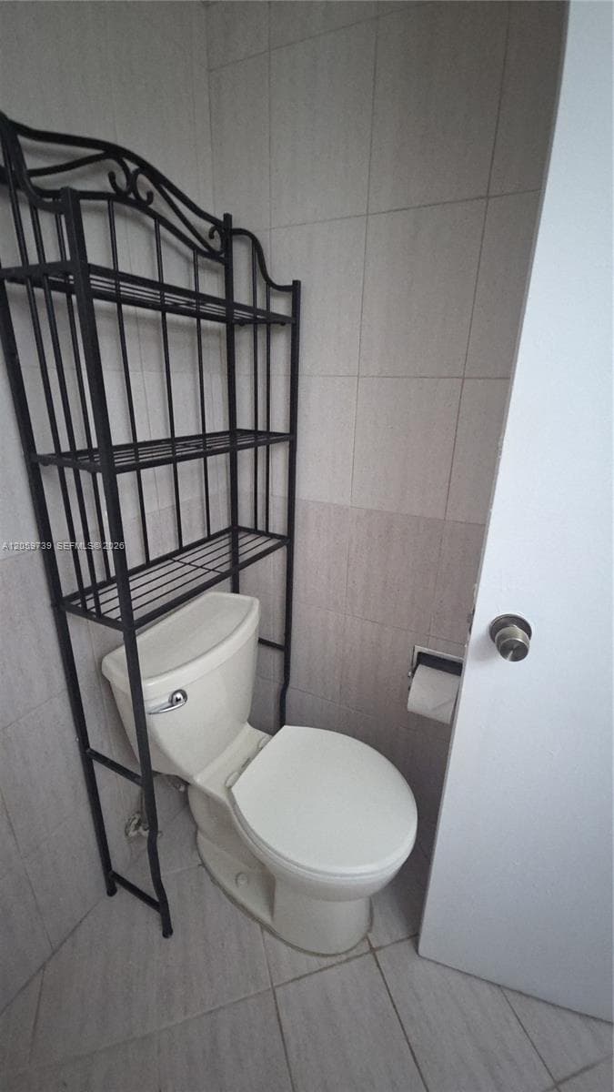 BLEAU FONTAINE CONDO #ONE · #202 in Miami - Photo 14
