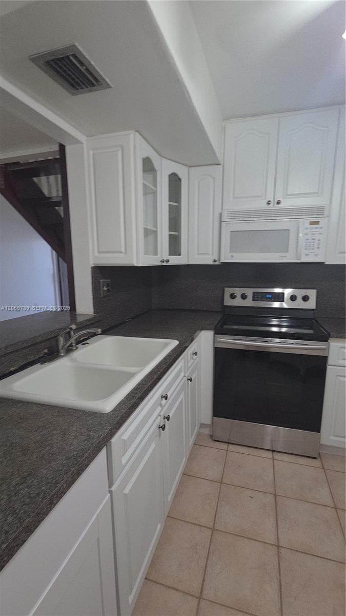 BLEAU FONTAINE CONDO #ONE · #202 in Miami - Photo 54