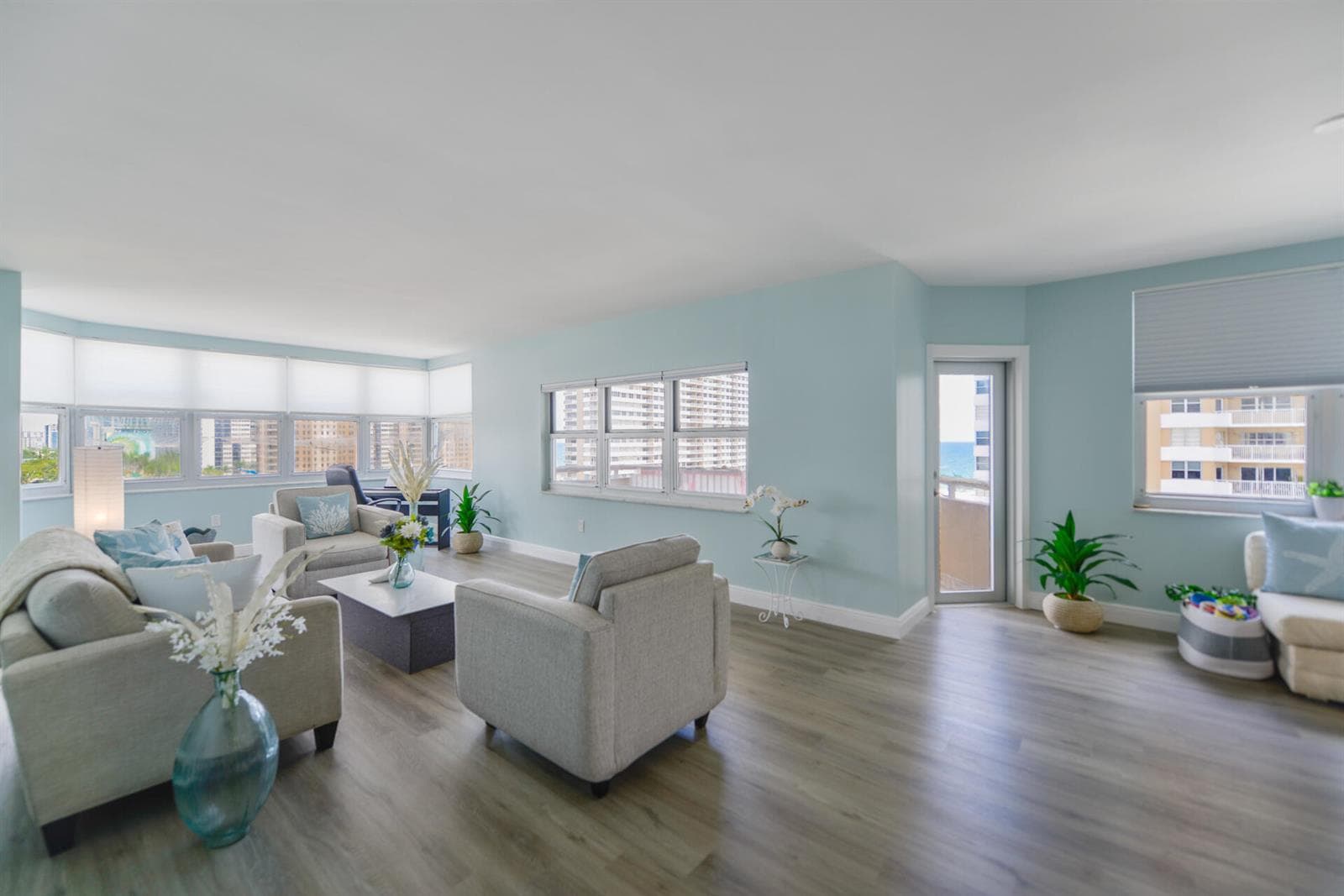 5 1985 S Ocean Dr, apt. 8P, Hallandale