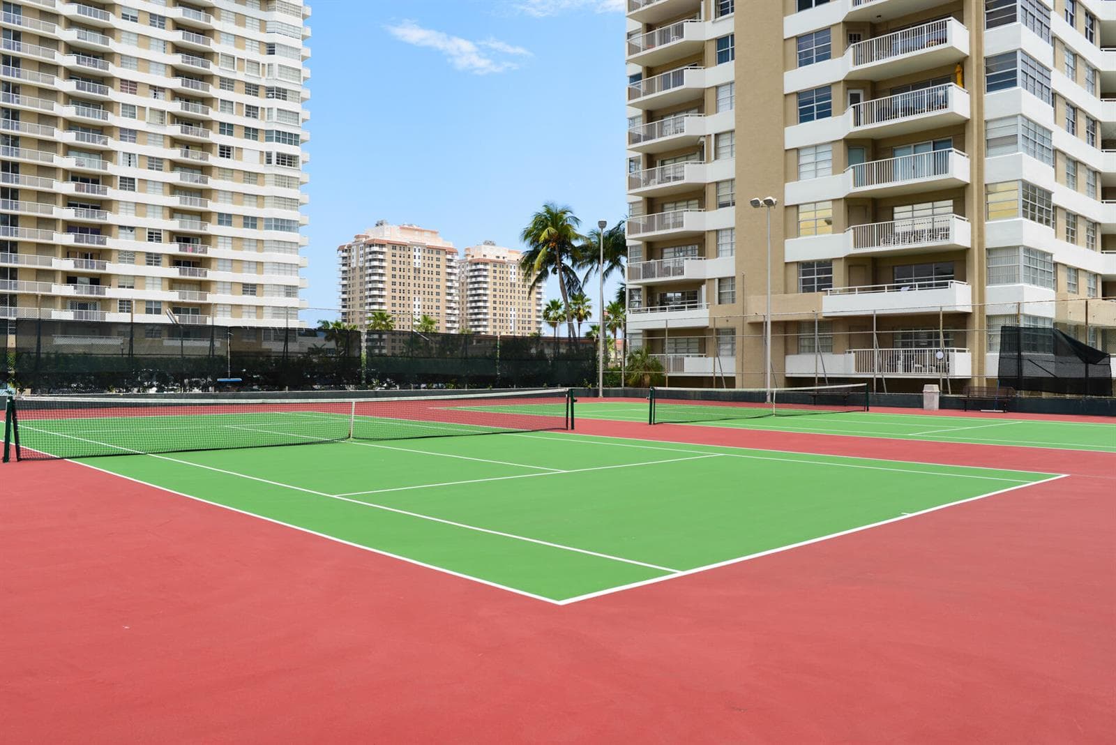 37 Hemisphere Bay South Hallandale Beach