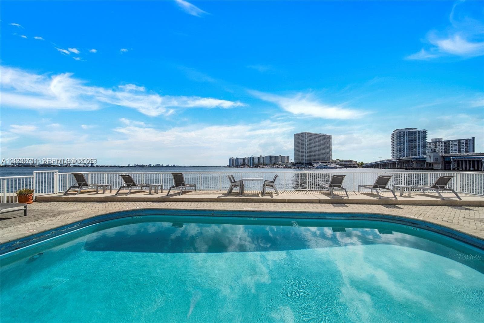 VILLA BAY VISTA CONDO · #304 in Miami Beach - Photo 4