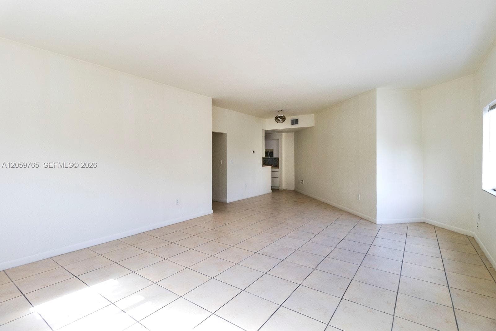 RIVE MARSEILLES CONDO · #101 in Miami Beach - Photo 3