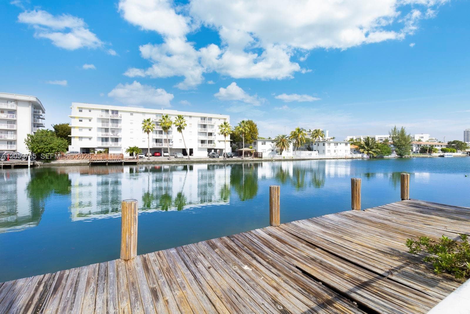 RIVE MARSEILLES CONDO · #101 in Miami Beach - Photo 1