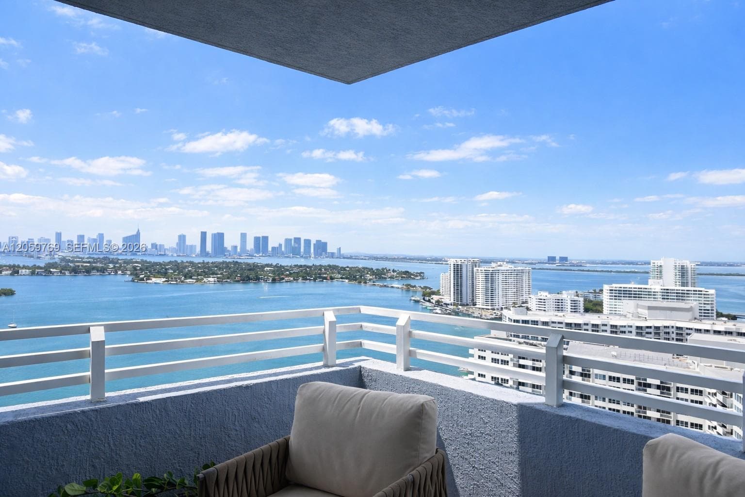 THE WAVERLY AT SOUTH BEAC · #2601 in Miami Beach - Photo 5