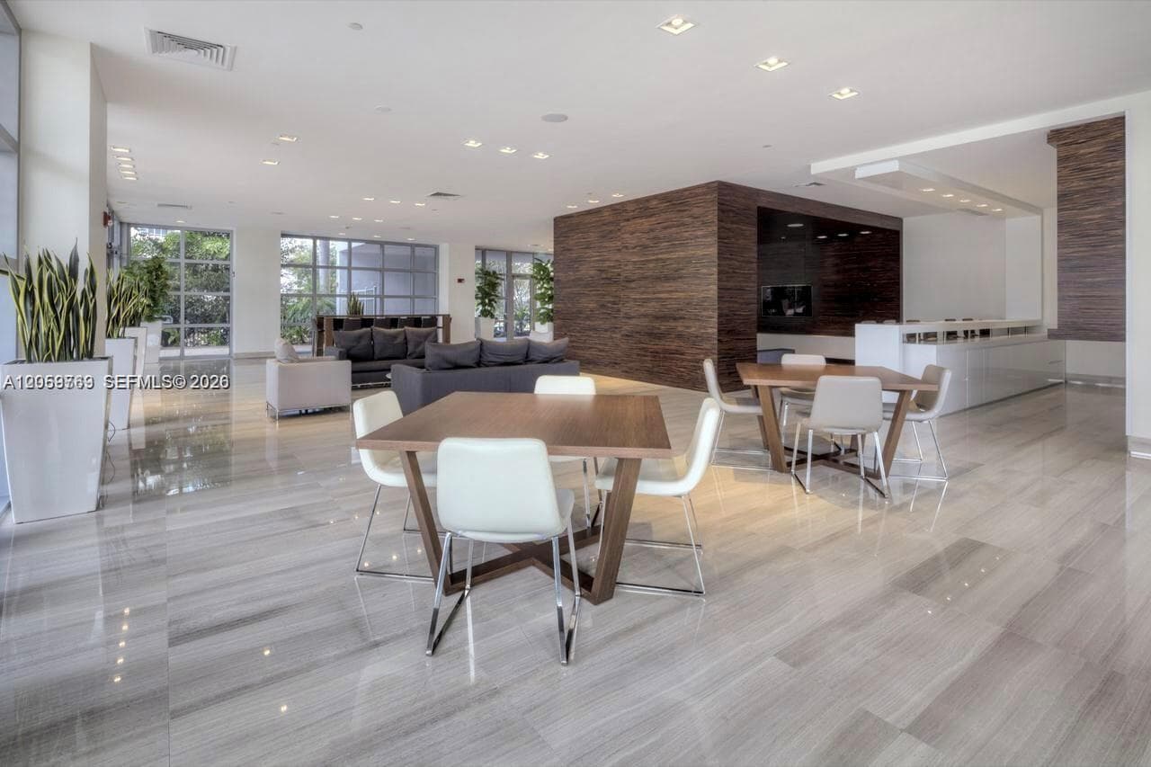 THE WAVERLY AT SOUTH BEAC · #2601 in Miami Beach - Photo 24