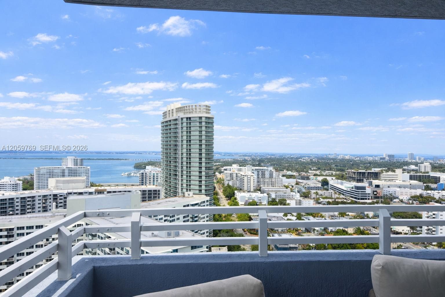THE WAVERLY AT SOUTH BEAC · #2601 in Miami Beach - Photo 4