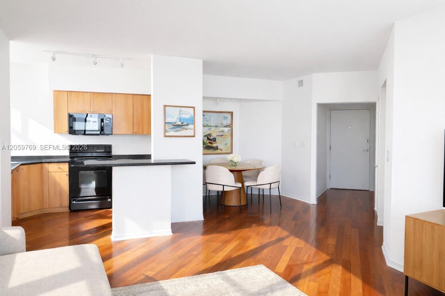 THE WAVERLY AT SOUTH BEAC · #2601 in Miami Beach - Photo 8