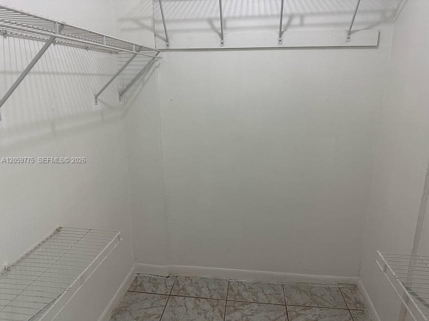 BLEAU GROTTO CONDO · #129 in Miami - Photo 5